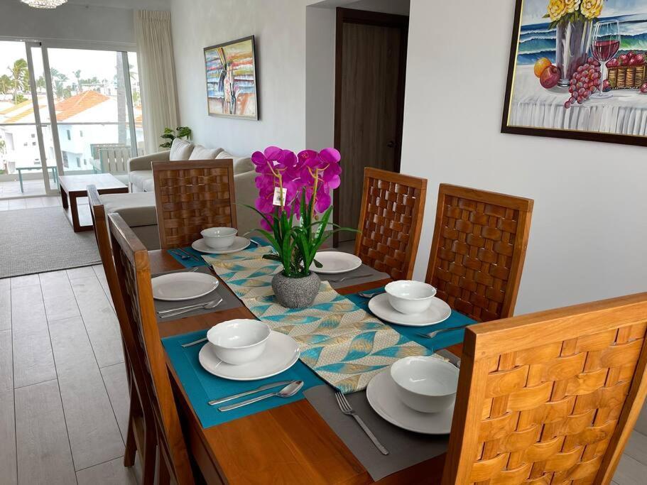 Hermoso Apartamento Con Vista Al Mar! Los Corales Apartment Пунта Кана Екстериор снимка