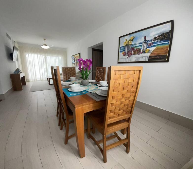 Hermoso Apartamento Con Vista Al Mar! Los Corales Пунта Кана Екстериор снимка